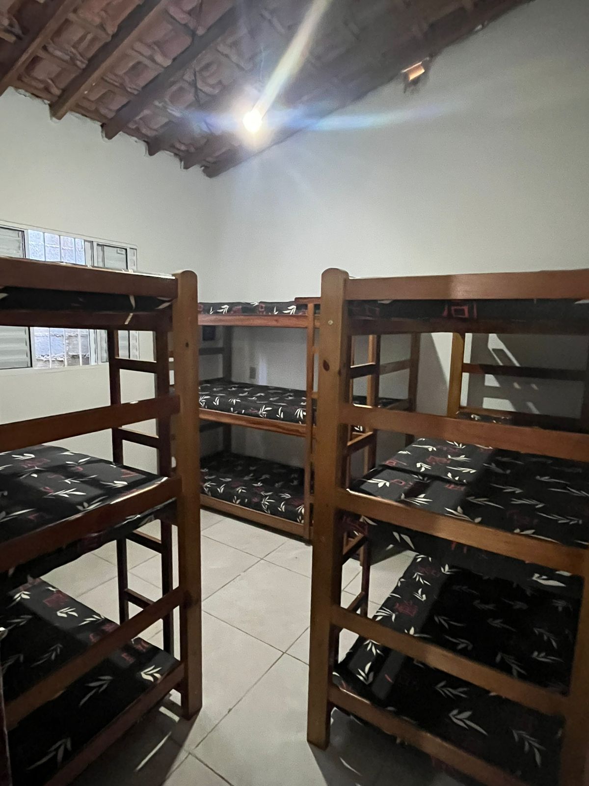 Quarto com beliches